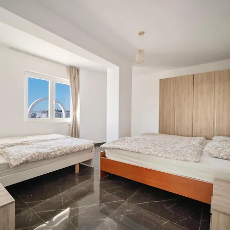 Penthouse With Sea View In Durres - Amazing Terrace Of 400m2 With Panoramic View * Golem (Tirana)