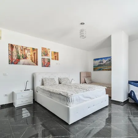 Penthouse With Sea View In Durres - Amazing Terrace Of 400m2 With Panoramic View Apartment Golem (Tirana)